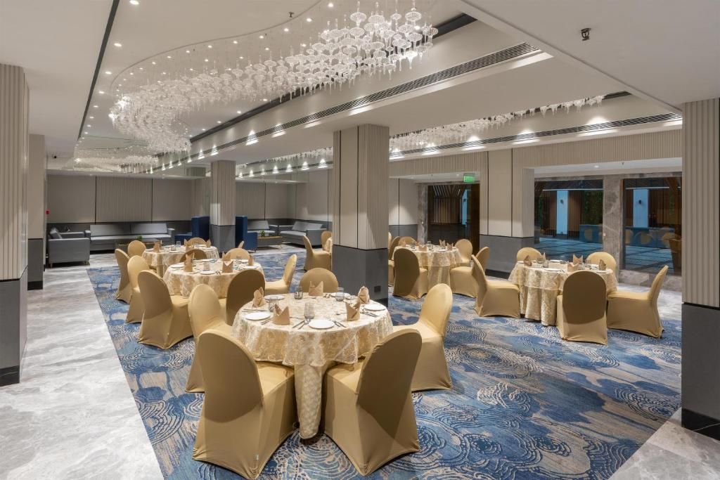Park Inn by Radisson New Delhi Lajpat Nagar фото 21