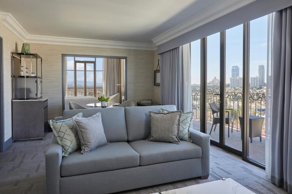 Beverly Wilshire, A Four Seasons Hotel фото 2