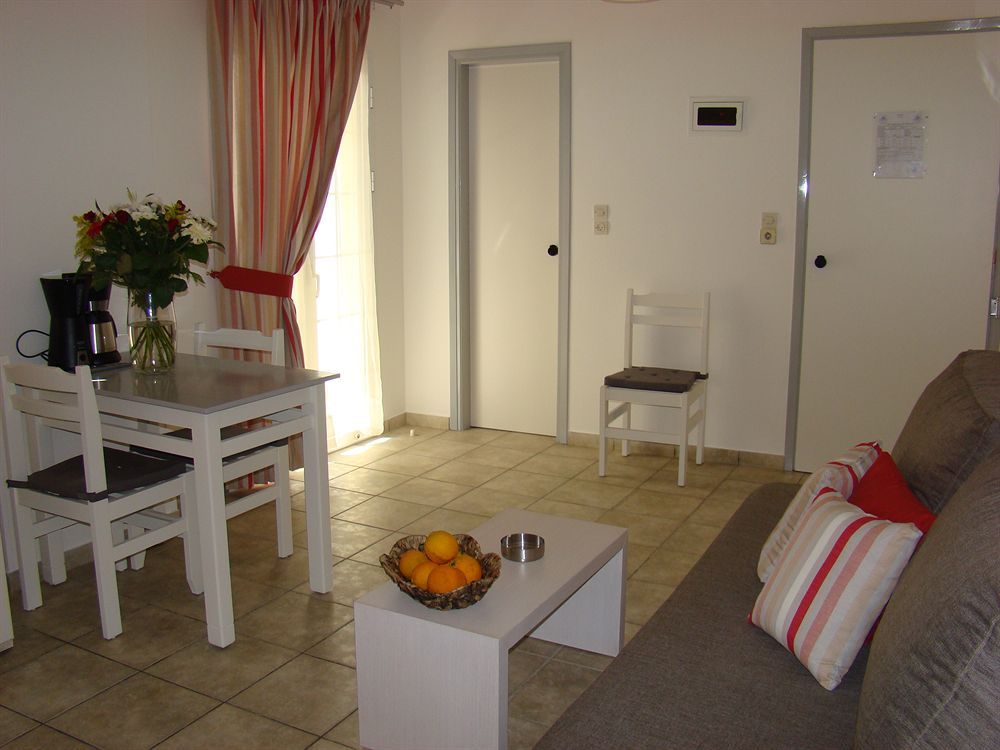 Diamond Apartments and Suites фото 13