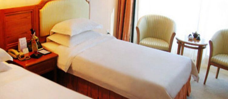 Фото отеля Zhongshan Hotel Dalian