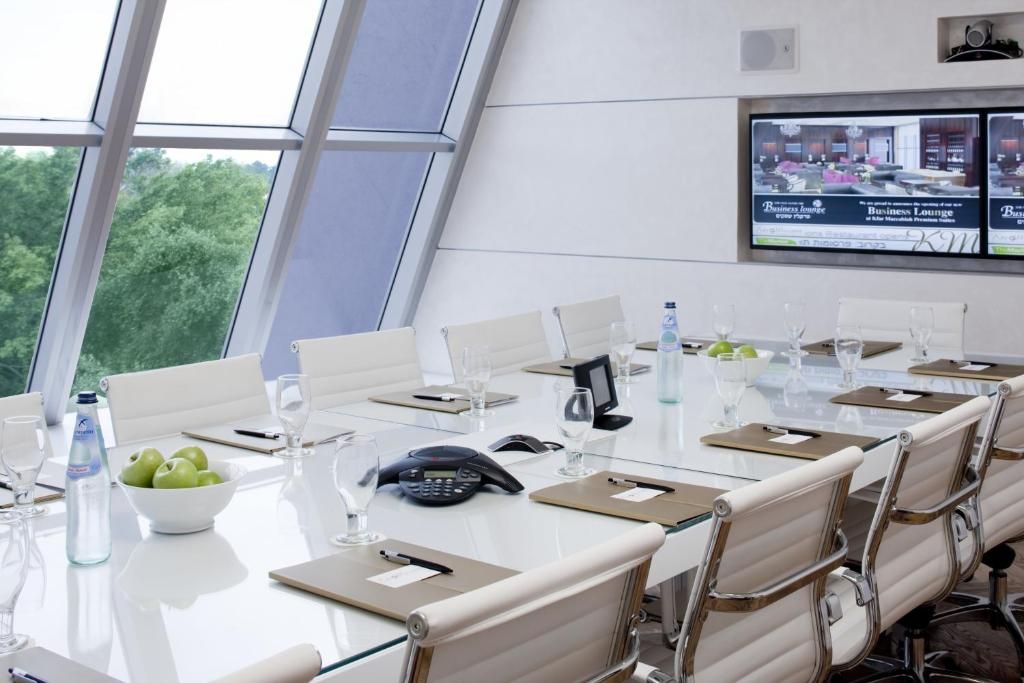 Kfar Maccabiah Hotel & Suites фото 52