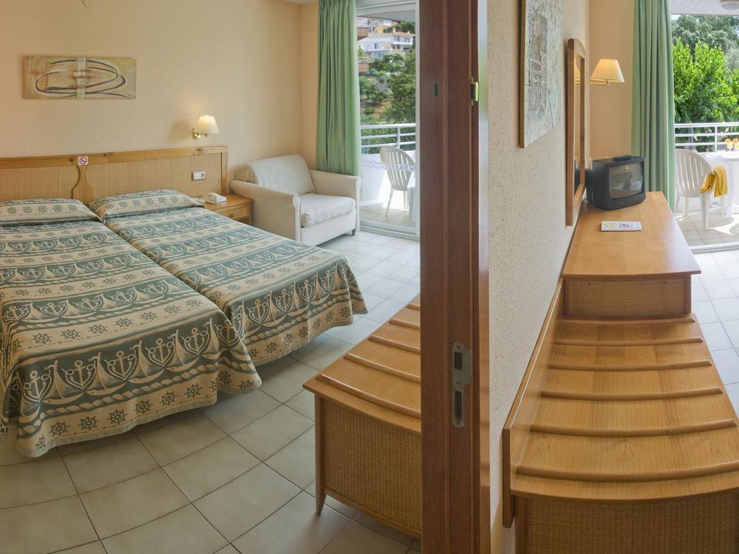 Hotel GHT Oasis Tossa & SPA фото 19