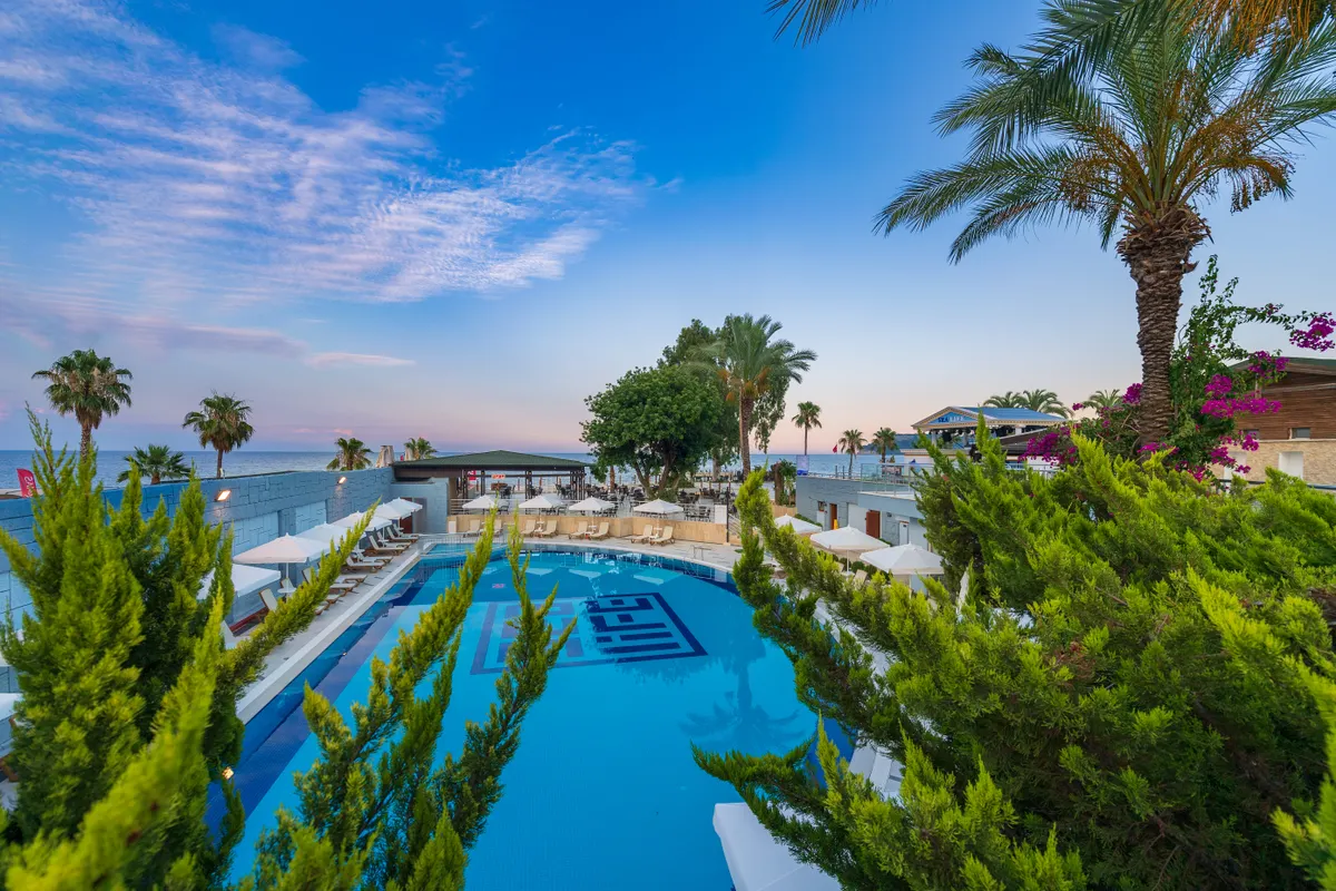 Sealife Kemer Resort Hotel фото 1