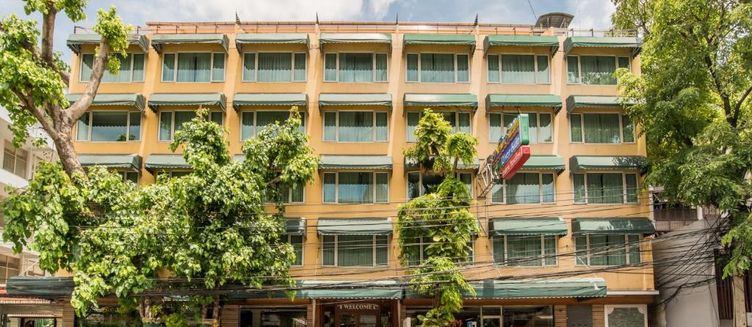 Фото отеля New Siam Riverside