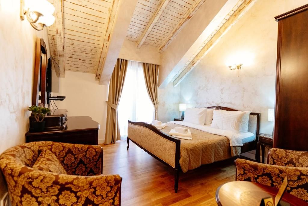 Accommodation Tianis Deluxe Rooms фото 13