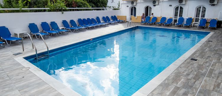 Фото отеля Pela Maria Hotel (Adults Only)