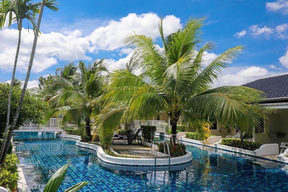 Tuana Hotels Brook Pool Access фото 40
