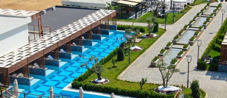 Фото отеля Feniks Priority Hotel (Adults Only)