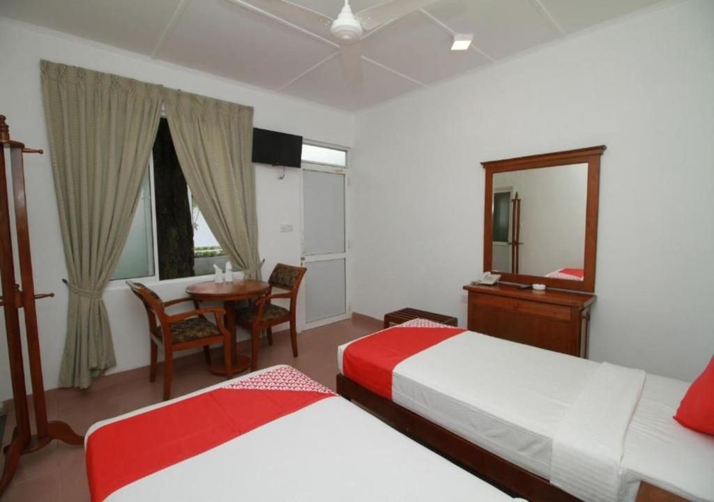 Garden Beach Hotel фото 3