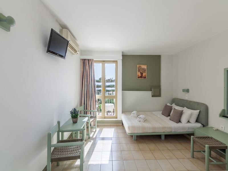 Scaleta Beach Hotel (Adults Only) фото 3