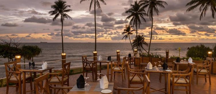 Фото отеля Oceanfront Condominiums Galle