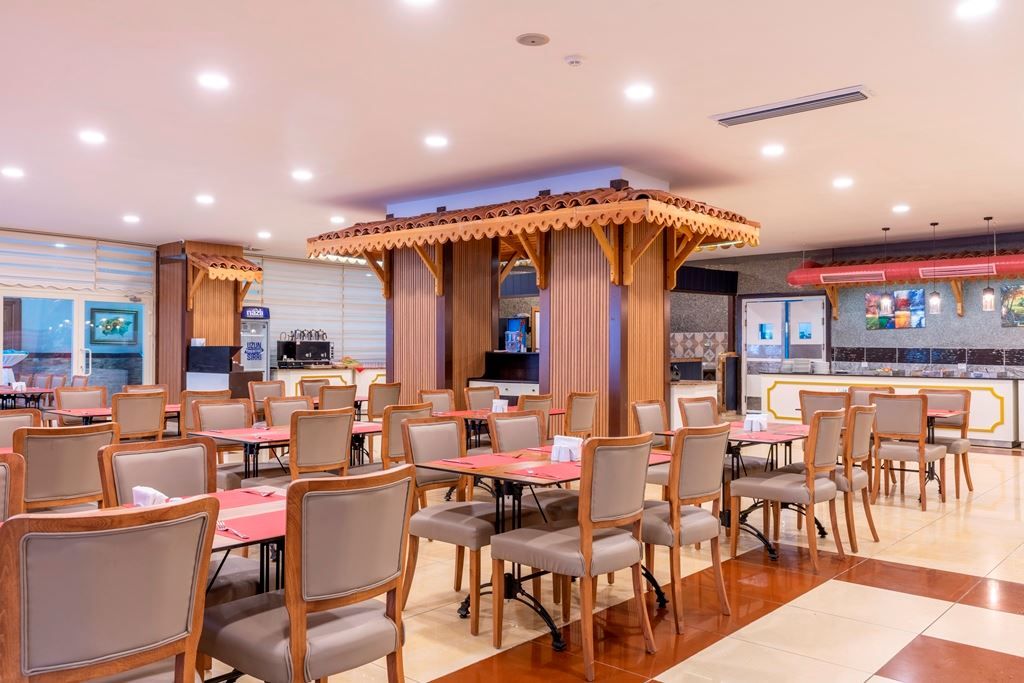 Lims Bona Dea Beach Hotel фото 13