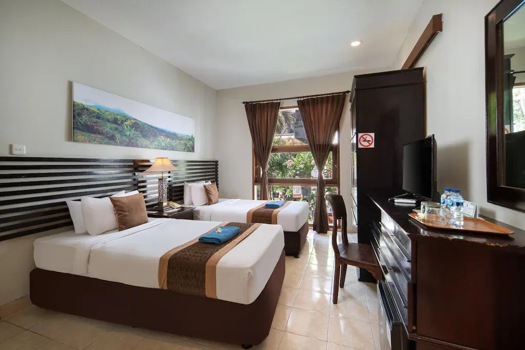 Legian Village Hotel фото 4