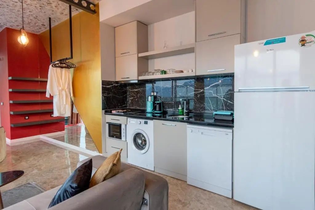 Fortunella Suites & Villas фото 16