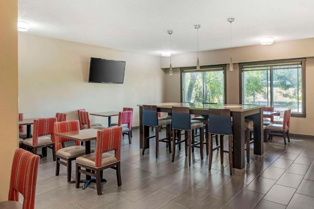 Comfort Suites фото 16