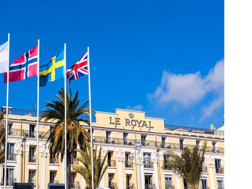 Hôtel Le Royal Promenade des Anglais фото 21