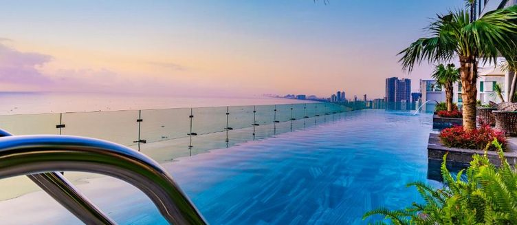 Фото отеля Peninsula Hotel Danang