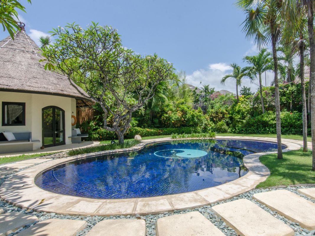 Impiana Private Villas Seminyak фото 47