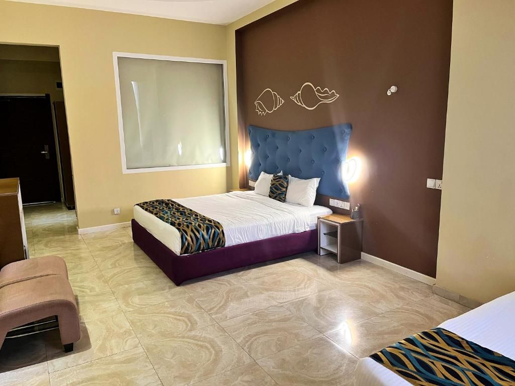 Aryana Queen Beach Resort фото 55