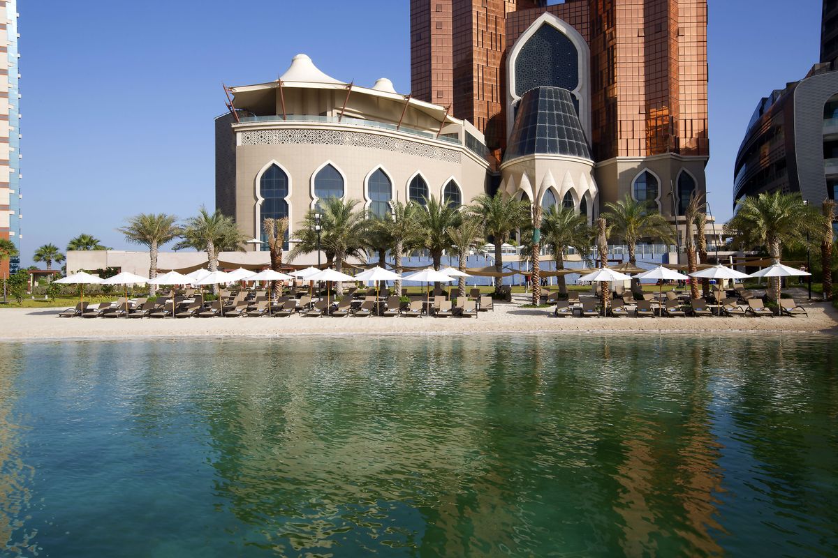 Bab Al Qasr Hotel фото 2