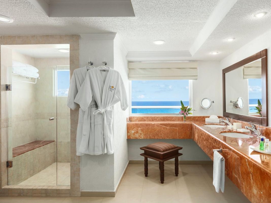 Wyndham Alltra Cancun фото 46
