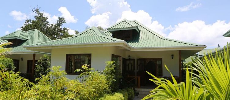 Фото отеля Le Surmer Self Catering Chalets