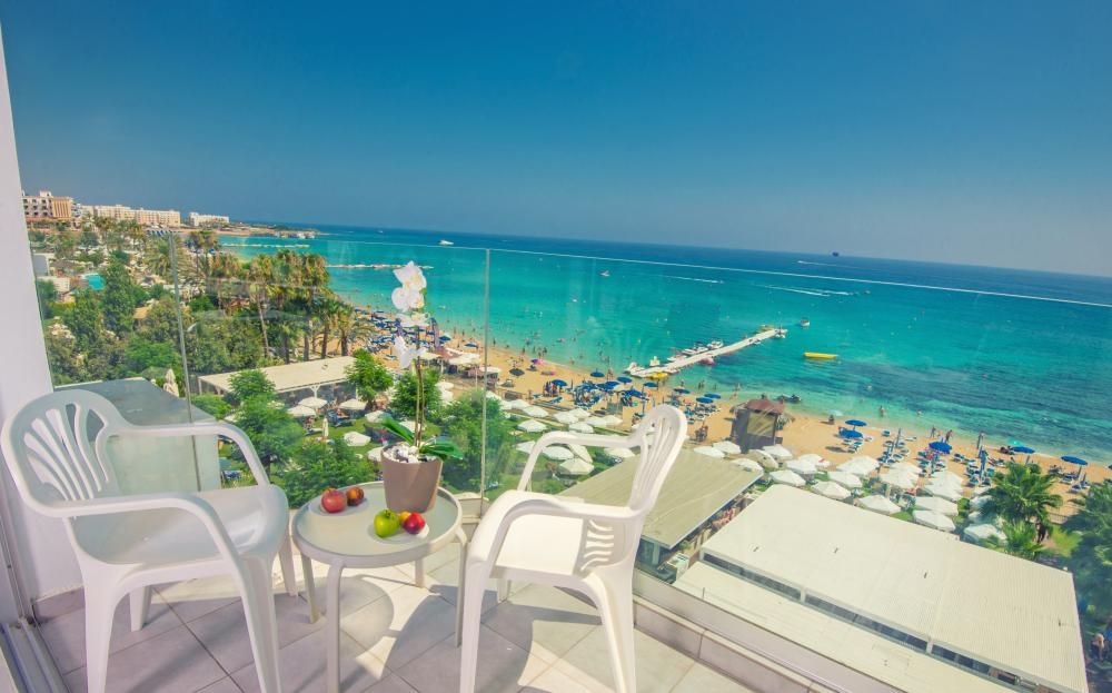 Silver Sands Beach Hotel фото 33