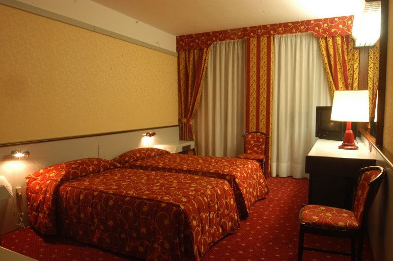 Hotel Maxim фото 29