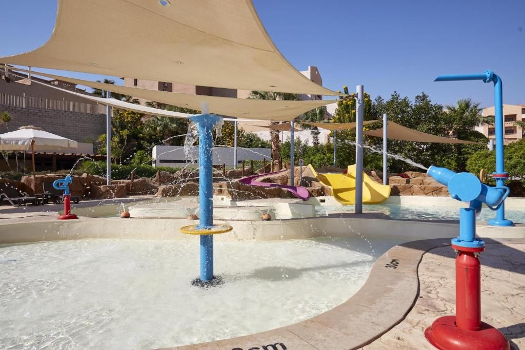 Coral Sea Holiday Resort & Aqua Park фото 62
