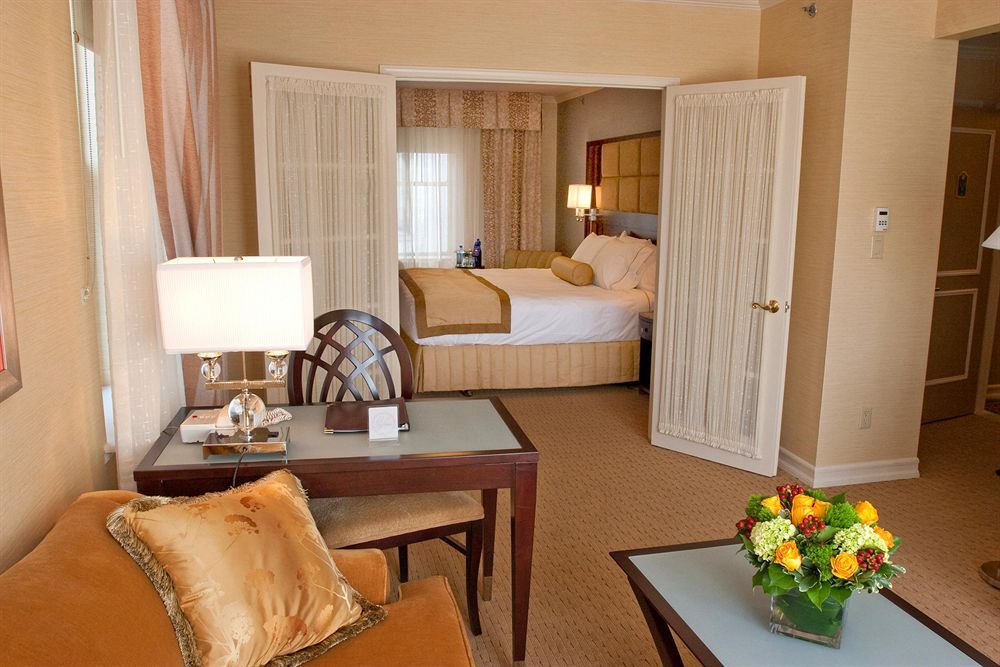 Excelsior Hotel фото 31