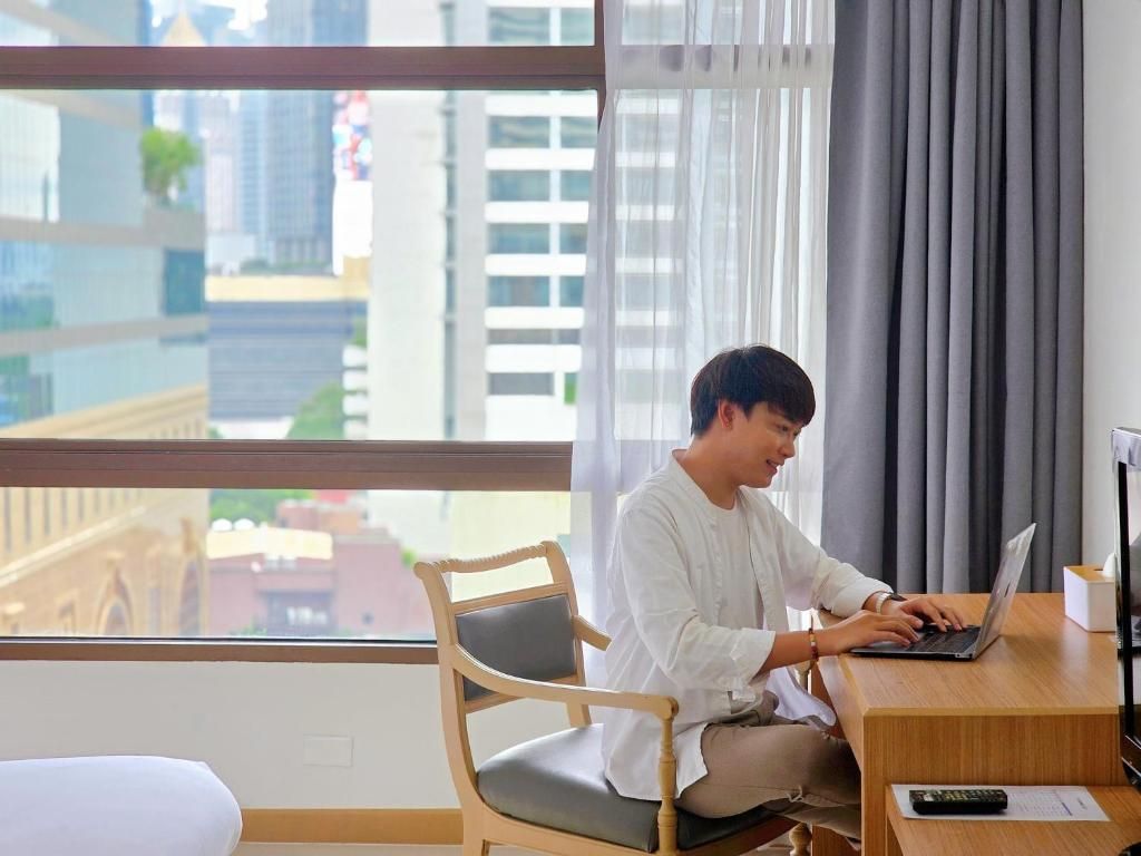 Pinnacle Lumpinee Park Hotel & Spa фото 43