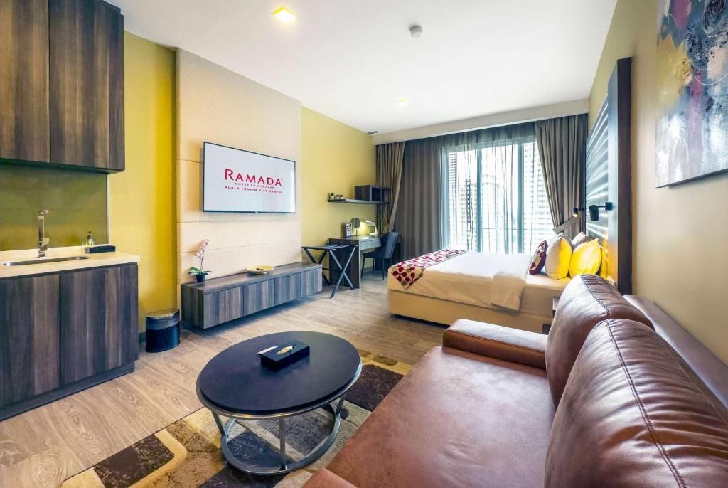 Ramada Suites by Wyndham Kuala Lumpur City Centre фото 13