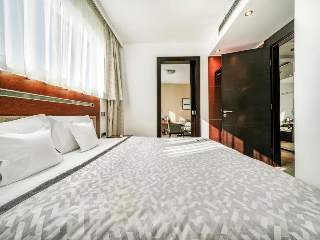 IN Hotel Belgrade фото 23