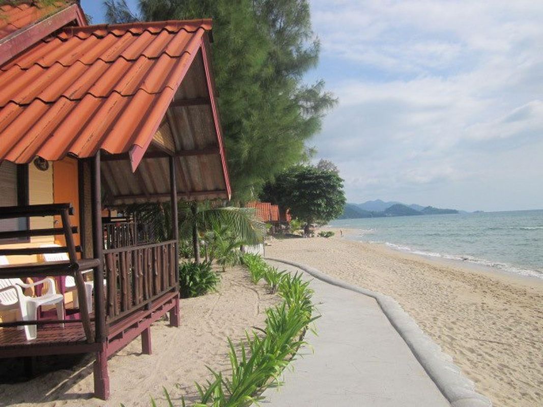 White Sand Beach Resort фото 37