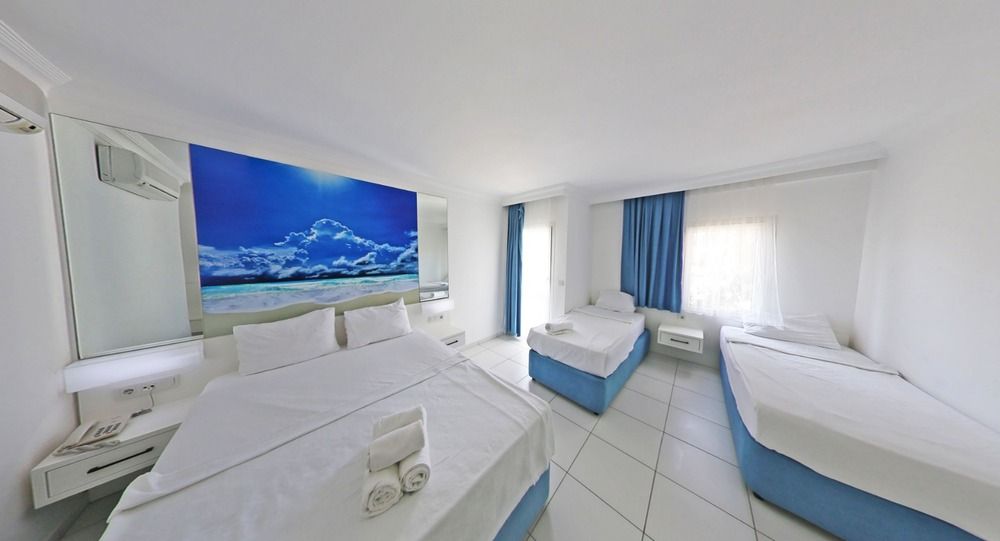 Bendis Beach Hotel фото 36