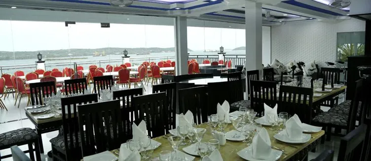 Фото отеля Villa Hotel