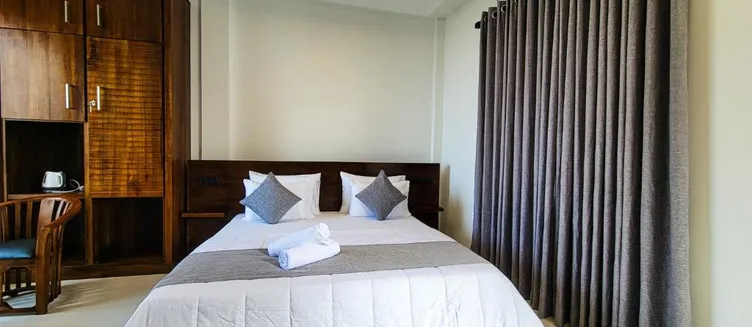 Фото отеля Lavinia Beach Hotel