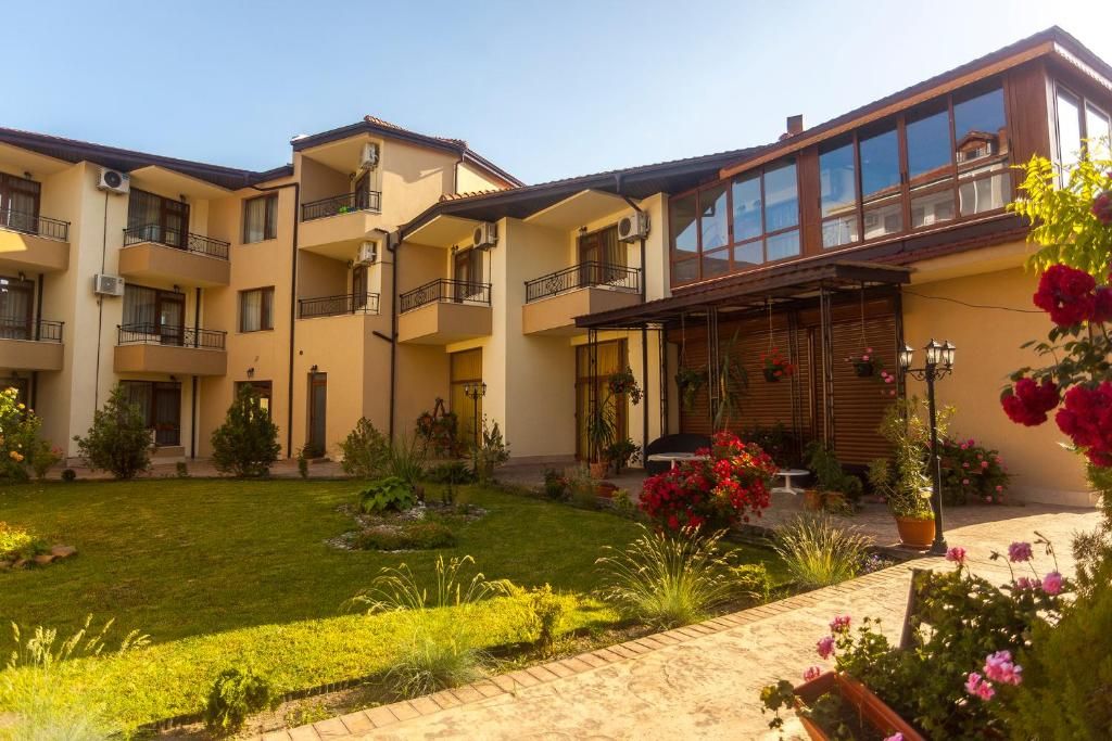 Ravda Bay Guest House фото 9