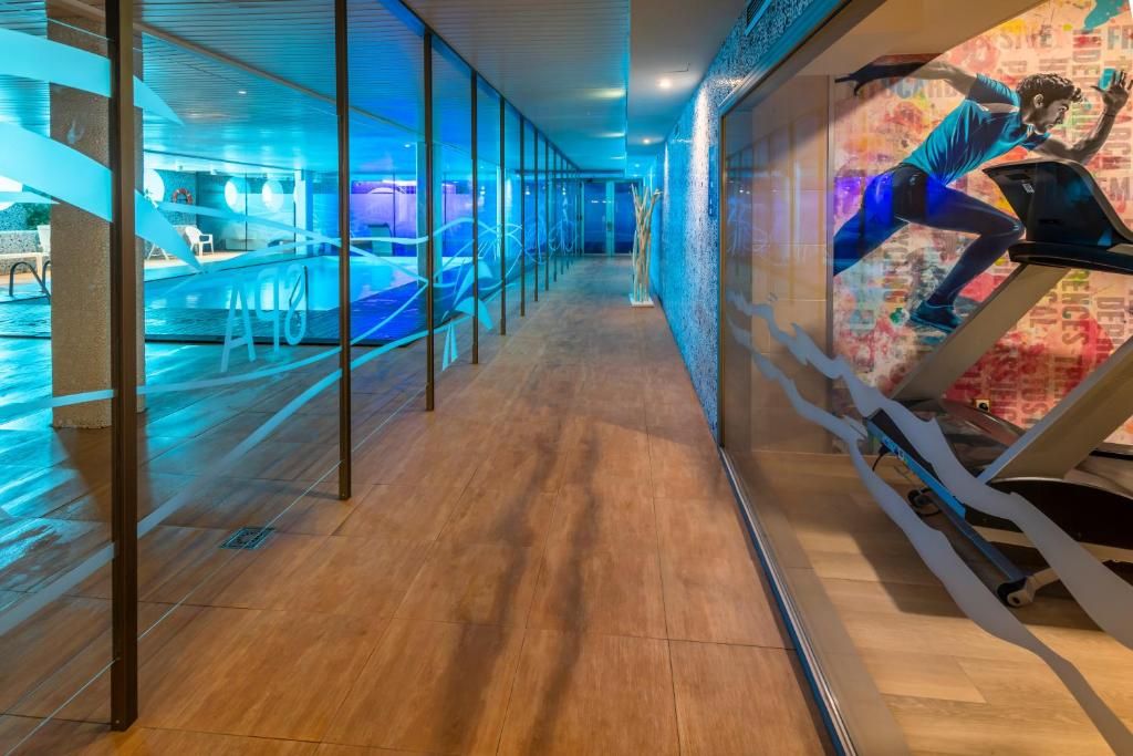 Hotel GHT Oasis Tossa & SPA фото 73