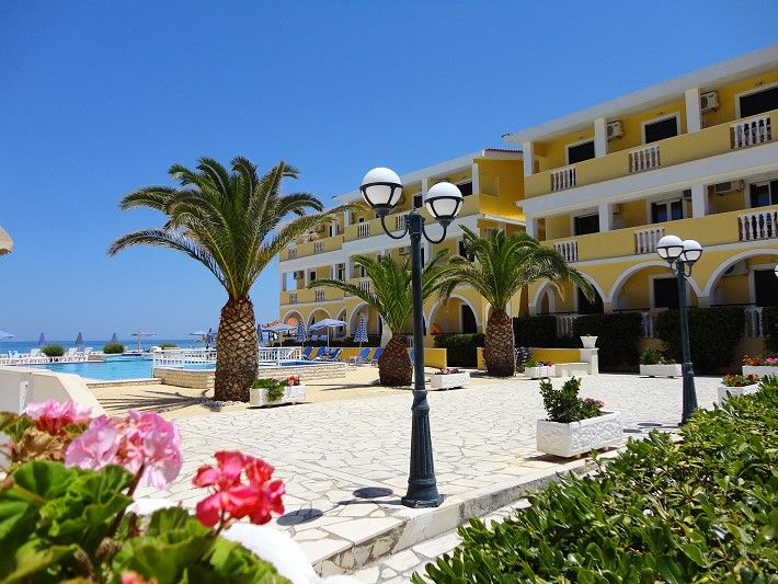 Konstantin Beach Hotel фото 2