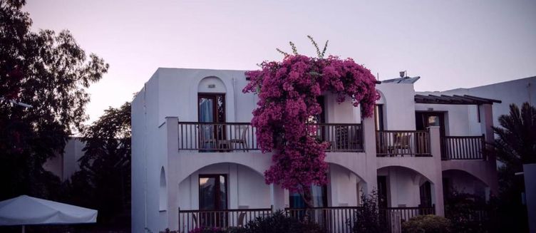 Фото отеля Gumbet Cove Hotel