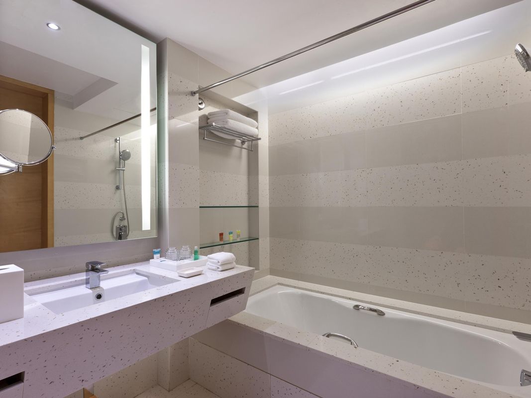 Four Points by Sheraton Shenzhou Peninsula Resort фото 12