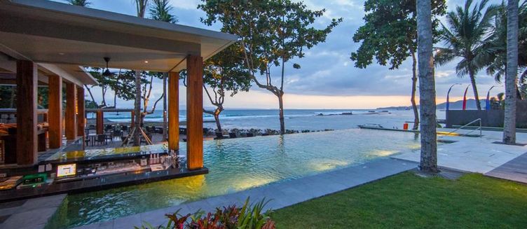 Фото отеля Candi Beach Villas