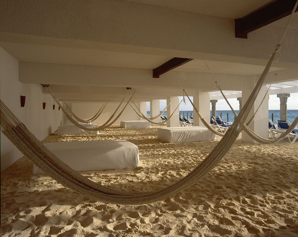 Wyndham Alltra Cancun фото 8