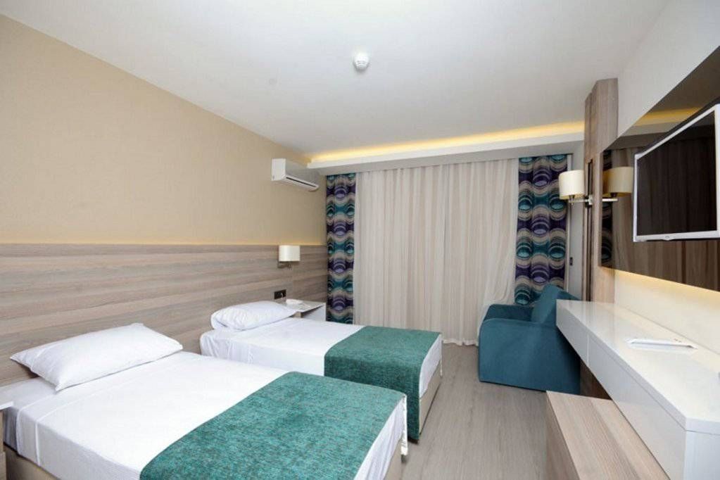 Idas Hotel фото 3
