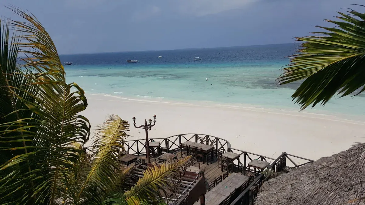 Langi Langi Beach Bungalows фото 12