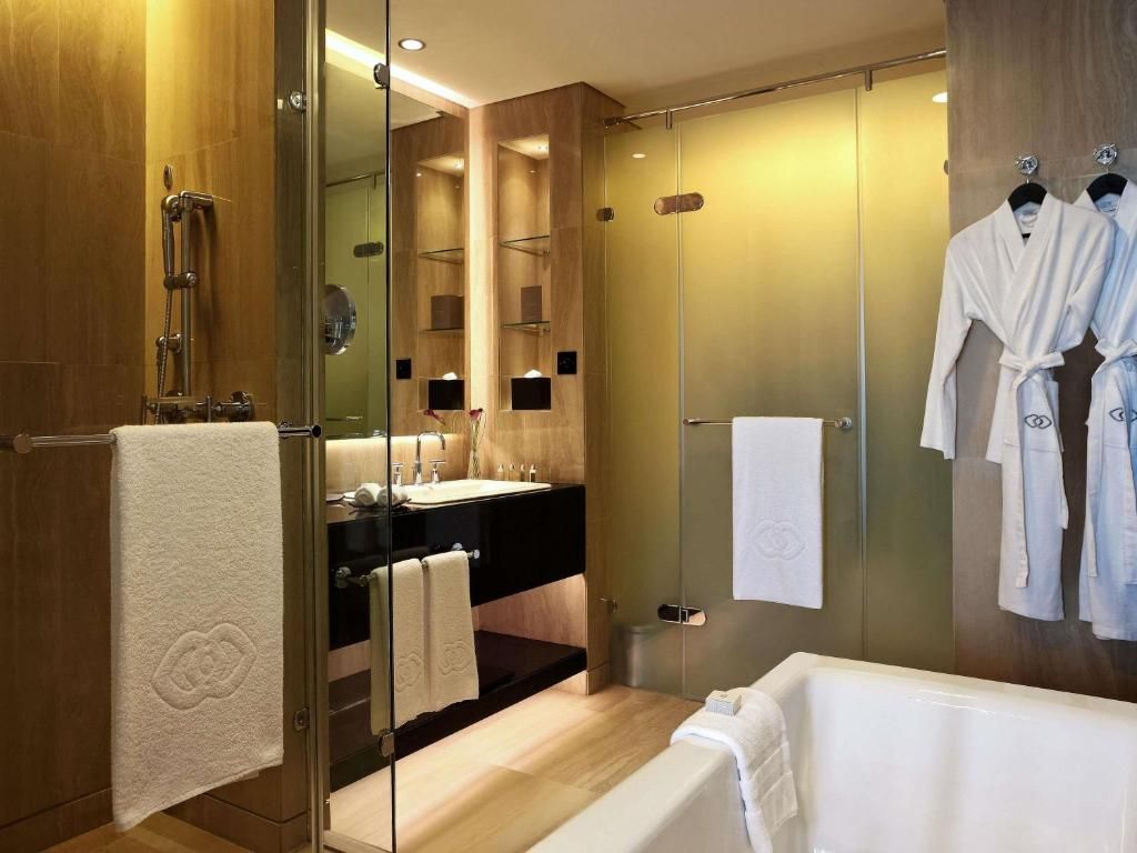 Sofitel Abu Dhabi Corniche фото 92