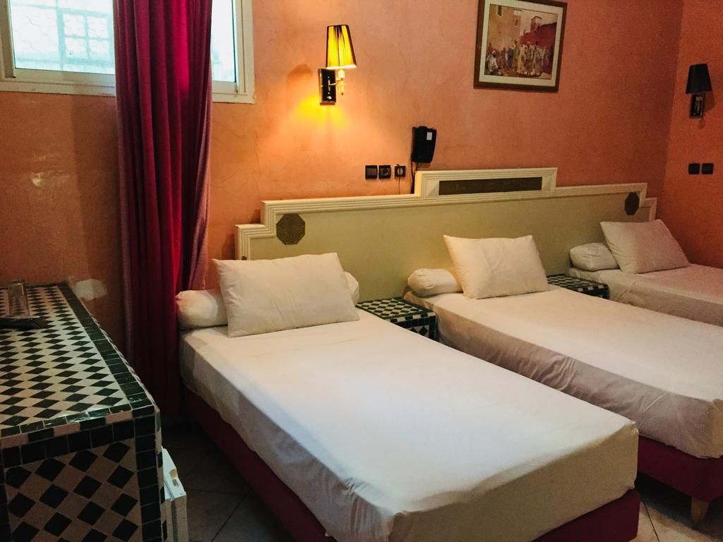Hotel Les Ambassadeurs фото 0