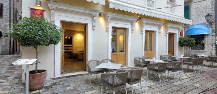 Фото отеля Vardar