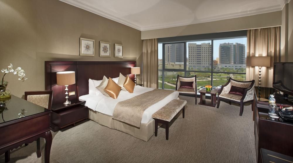 City Seasons Hotel Dubai фото 32